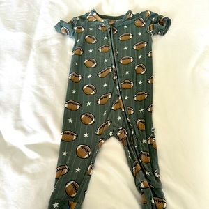 Bums and roses short sleeve zippered bamboo romper 6-9m